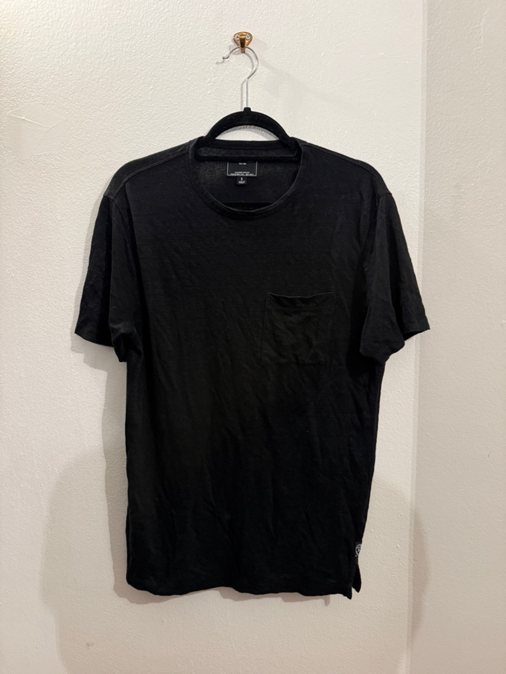 Todd Snyder Black 100% linen Short-Sleeve Pocket Tee